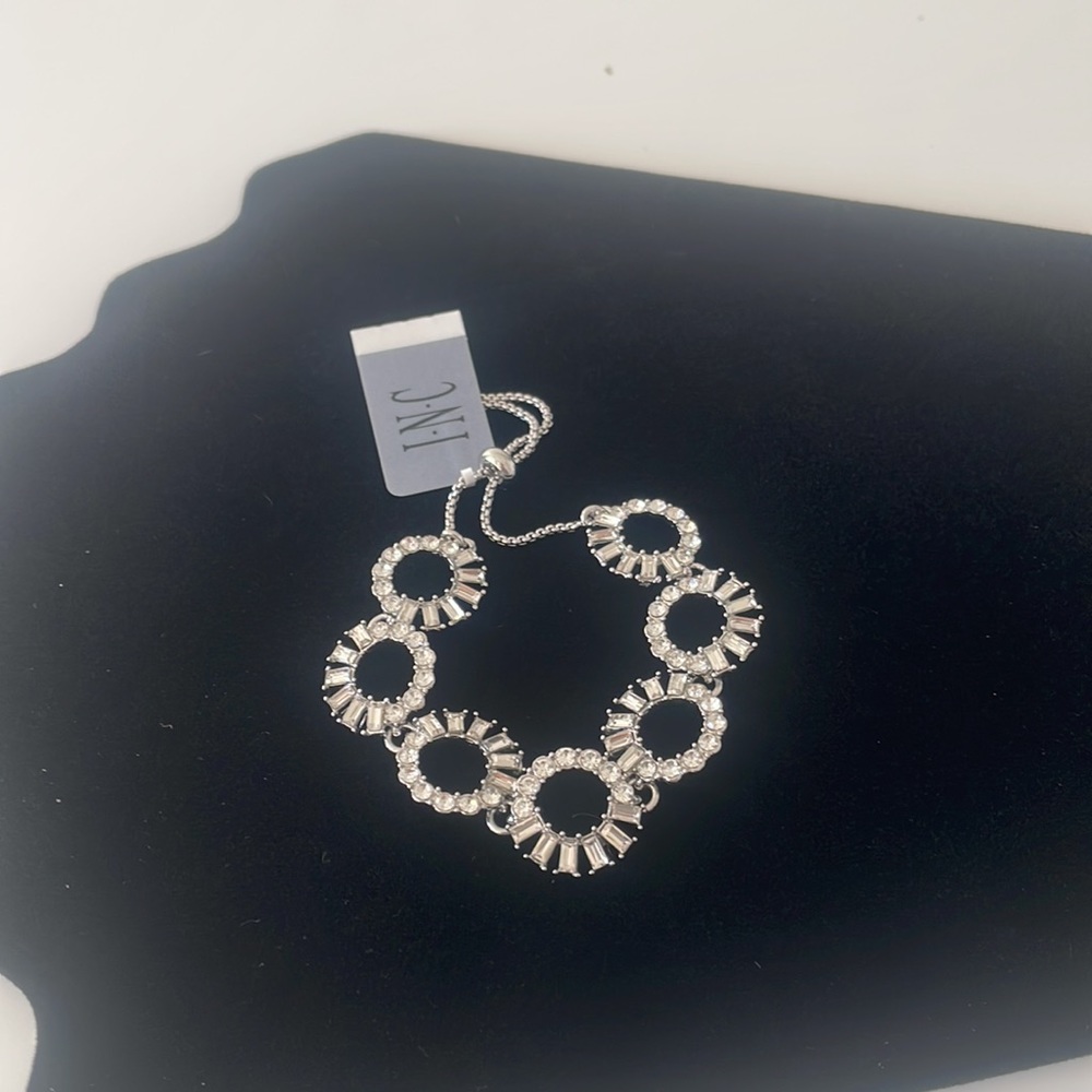 International Concepts INC Crystal Circle Asjustable Slidet Silver Tone Bracelet